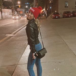 Meet your Posher, Sammi